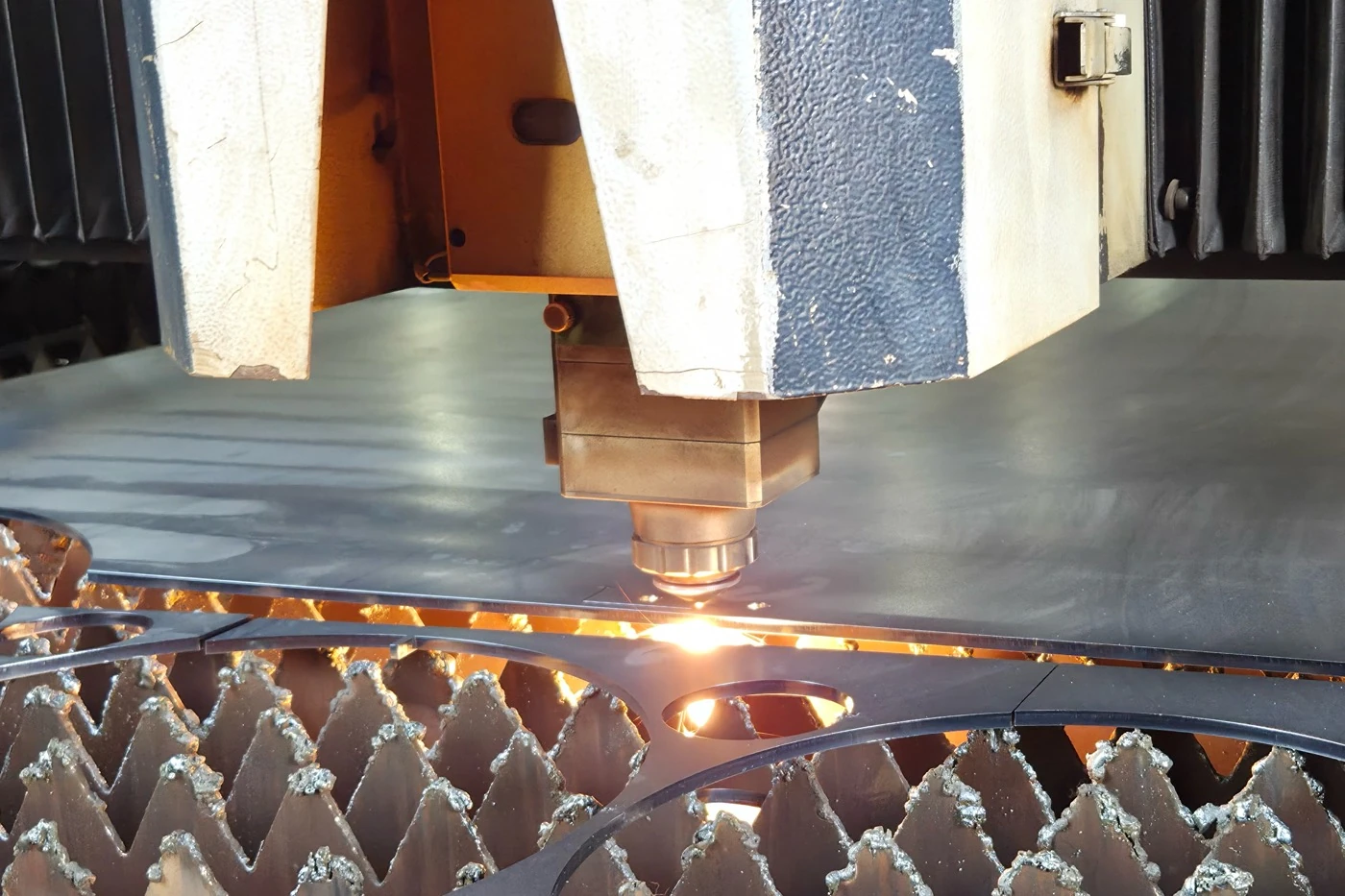 Metal Pedestals